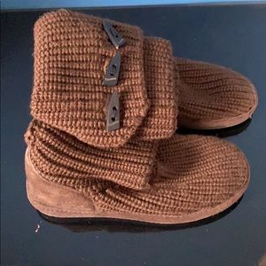Bearpaw knit boots